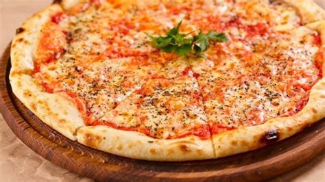 How To Make Margherita Pizza Italian Pizza Recipe Youtube