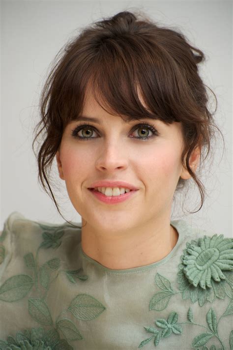 Felicity Jones Like Crazy Press Conference In Beverly Hills