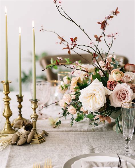 The 5 Most Romantic Wedding Flowers Martha Stewart Weddings