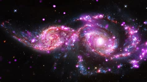 La Galaxia Más Luminosa Del Universo Está Devorando Galaxias Vecinas Vader