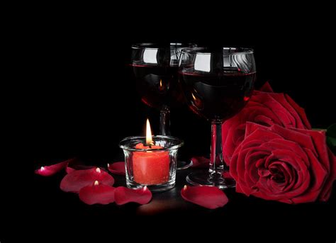822434 Bouquets Roses Black Background Stemware Two Rare Gallery