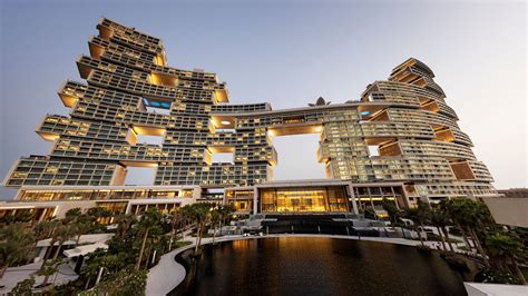 Experience Luxury At Dubais Atlantis The Royal Hotel