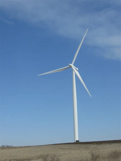 38 High Def Wind Turbine Pictures From Around The World