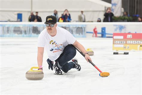 Learn To Curl At The Duluth Curling Club