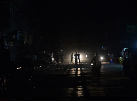 Pakistan Hit By Nationwide Power Outage English Makalukhabar Com