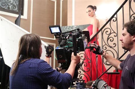 11 Behind The Scenes Shots Of Israels Gal Gadot Recently