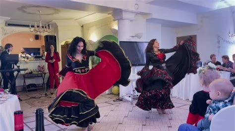 Цыганские танцы Сарэ патря Ансамбль цыганского танца Экспромт Цыганский ансамбль на