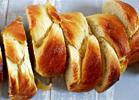 Traditional Soft Fluffy Challah For Shabbat Challah And Bread Kosher