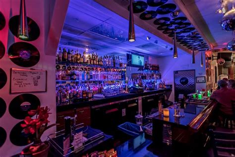 Retroroom Lounge Opens In Palm Springs