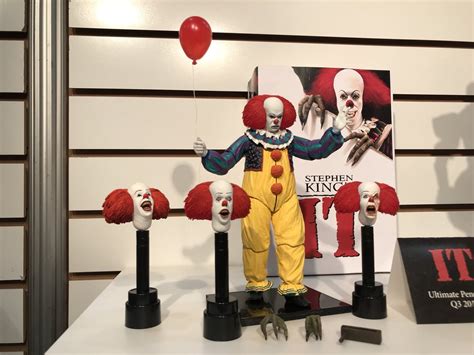 Tim Currys Pennywise Gets His Own Action Figure Toy Fair Bloody