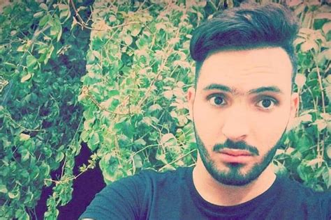 Algeria Sgozzano Ragazzo E Col Sangue Scrivono He S Gay Sul Muro Di Casa Gay It