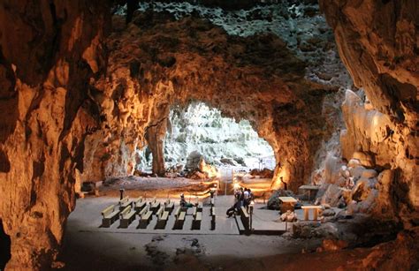 ≡ 17 Astonishingly Beautiful Cave Churches Around The World Brain Berries