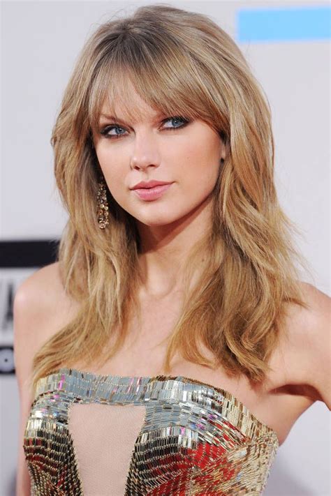 Taylor Swift Straight Hair
