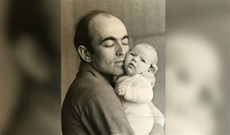 Российская актриса театра и кино алена хмельницкая и тигран кеосаян прожили в браке более двадцати лет, но неожиданно пара рассталась. Алена Хмельницкая - биография, фото, личная жизнь, муж и ...