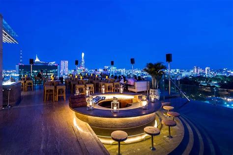 Malaysia was on fire follow my declips chanel, dont forget to like. Rooftop Saigon - Best places to have bird's eye view Ho ...