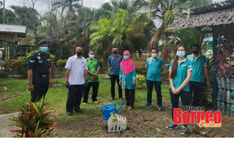 Dengan menjaga alam sekitar yang dikurniakan kepada kita ini dengan baik, kita akan menjadikan planet ini tempat yang lebih baik untuk semua. Alam Sekitar Tanggungjawab Bersama, wajar dihayati ...