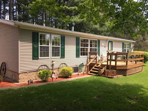 Come home to quality living at an affordable price in an unbeatable location. mobile home for sale in Green Lake, WI: 16x80 Rollohome ...