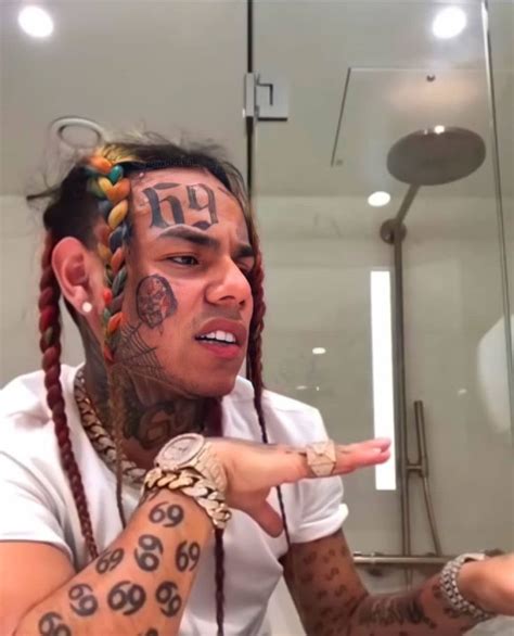 Pin By Melissa Rymsha On Ix Ine In Popular Rappers Hair Wrap
