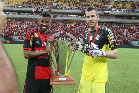 O clube de regatas do flamengo está no topo! Super Series - Flamengo 1 X 0 São Paulo / Arena Amazônia ...