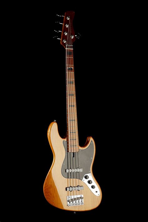 Sire Marcus Miller V5 5 String Bass Centre