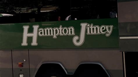 Hampton Jitney Bus In Sex And The City S02e17 Twenty Something Girls