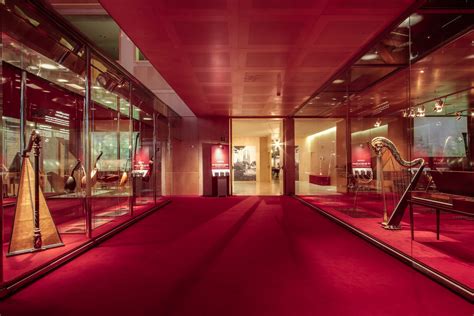 Música La La La La Internacional Antiga