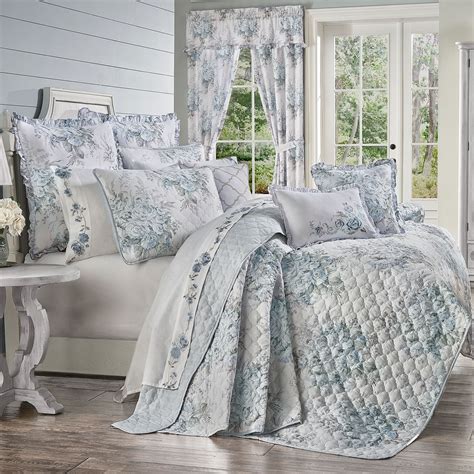 Estelle Floral Mini Quilt Set Bedding by Royal Court