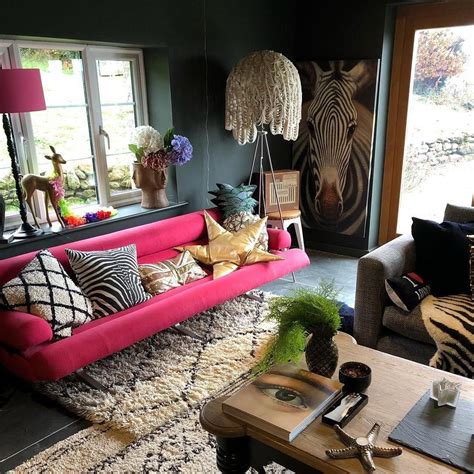 Pin On Colorfulquirkymaximalisteclectic Living Room