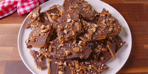 In fact, several of them can even be made in. 20+ Easy Homemade Christmas Candy Recipes - How To Make ...