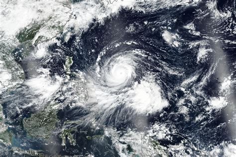 Asia Minute: Super Typhoon Threatens Philippines, Hong Kong | Hawaii ...