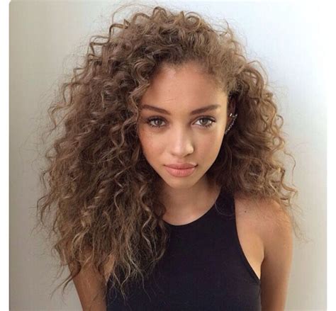 ️short Mixed Curly Hairstyles Free Download