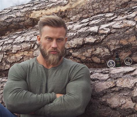 Viking Beard Styles For Men Santa Jesus Odin Ragnar And Chuck