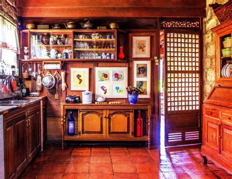 In the united kingdom, popular interior design and decorating programs include 60 minute makeover , changing rooms , and selling houses. Filipino Style Interior Design (Kitchen) | Filipino ...