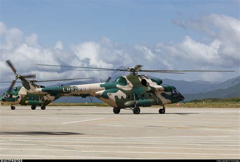 This is the second chopper delivered to pakistan this year: LH92766 | Mil Mi-171E Baikal | China - Army | neichangge ...