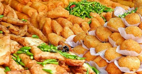 Kali ini, zonamama.com akan menyajikan berbagai resep nasi goreng ala restoran yang sayang untuk dilewatkan. Resep Cemilan Goreng Yang Enak, Praktis ,dan Bisa Dicoba Dirumah