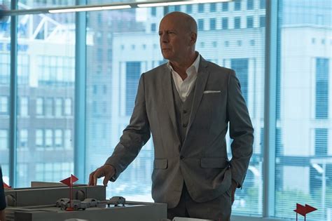 If you do not know, we have prepared this article about details of bruce willis's. Bruce Willis protagoniza la película 10 minutos para morir ...