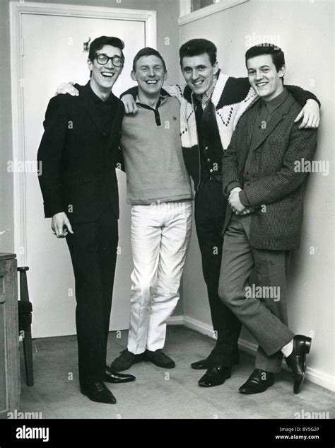 Shadows Uk Pop Group About 1963 From L Hank Marvin Brian Locking Bruce Welch Brian Bennett