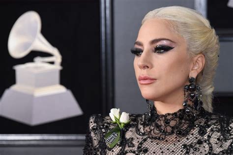 Grindr Chat Takes Surprising Turn Over Lady Gaga And One Of The Guys Mother Lady Gaga Grammy