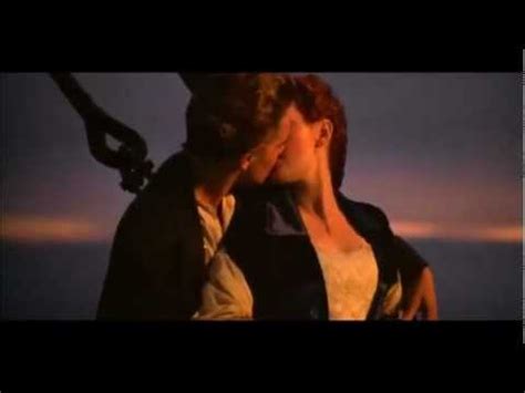 Titanic Kissing Scene Jack And Rose S Titanic Kiss Tops Best Movie Kiss Of All Time