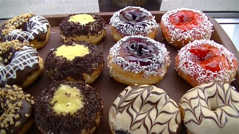 Umumnya, donat terbuat dari tepung terigu, ragi, telur, mentega, dan gula. Resepi Donut Dunkin Donuts - Isra Miraj 2018
