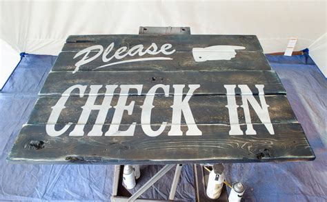Avoid contact and queues at the airport. Remodelaholic | Vintage Hotel Style Aged Wood Sign Tutorial