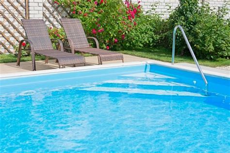 Does A Swimming Pool Add Value To Your Property Proffitt And Holt Estate Agents Property