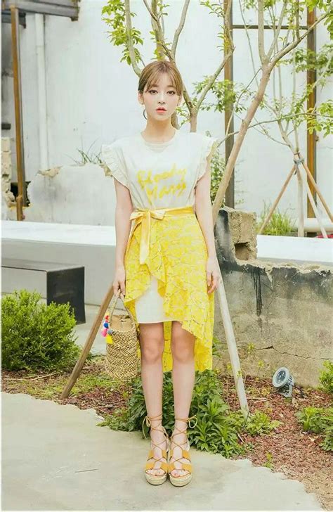 ghim của linh thùy trên korea fashion phong cách thời trang phong cách thời trang hàn quốc