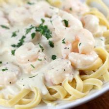 You'll find this sauce thickens easier and has an improved olive garden taste. Olive Garden Shrimp Alfredo Recipe - BlogChef