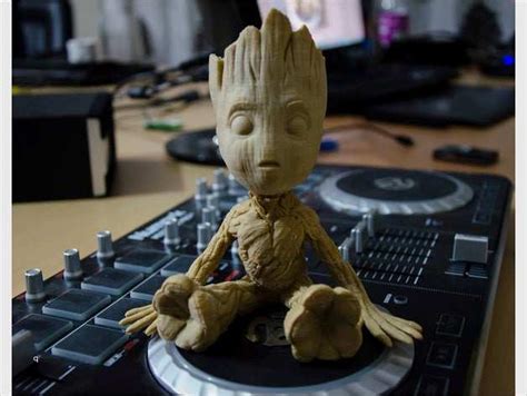 It's also a great time to show some love for designers you appreciate. 3d Drucker Vorlagen Thingiverse Großartig Baby Groot by ...