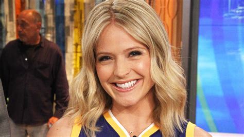 The View Eyes Sara Haines As New Co Host