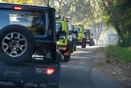El suzuki jimny llega a méxico para perseguir a ese otro pequeño sector de la población que no le huye ni al lodo ni a los mosquitos. Suzuki Jimny 2021, lanzamiento en México: Opiniones, fotos y precios - Autoprimicia.com