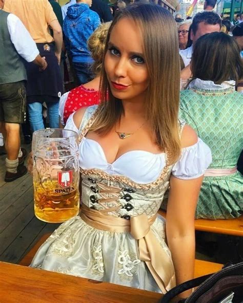 Pin By Fred Flintstone On Aaa Oktoberfest In 2020 German Beer Girl
