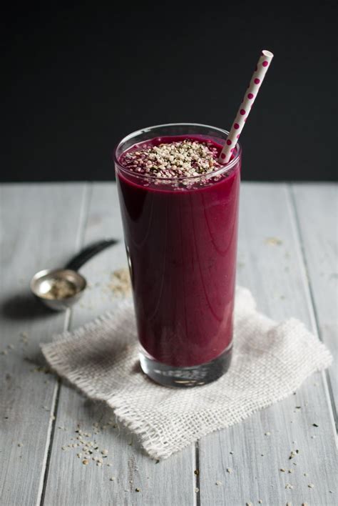 Beet Smoothie with Strawberries and Kale - Feasting not Fasting
