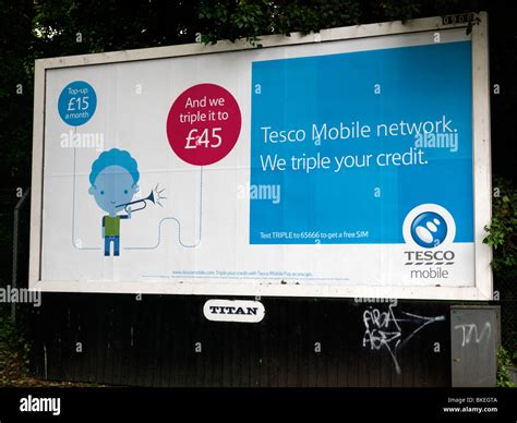 Billboard Advertising Tesco Mobile Network Stock Photo Alamy